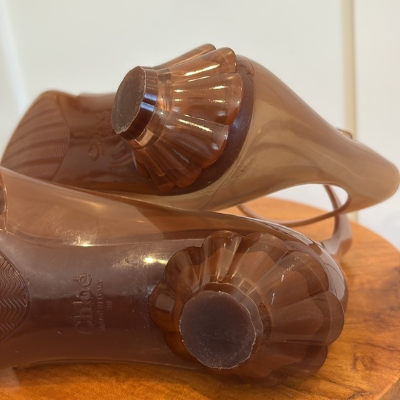 Chloé Jelly Runway Sandals - Picture 6 of 11